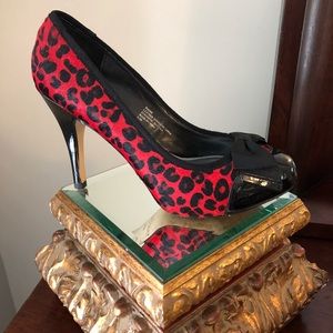 White House Black Market red/black leopard print